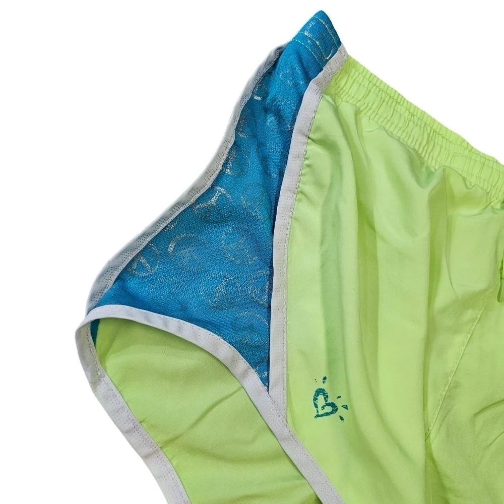 Juctice B2G1 Shorts 12